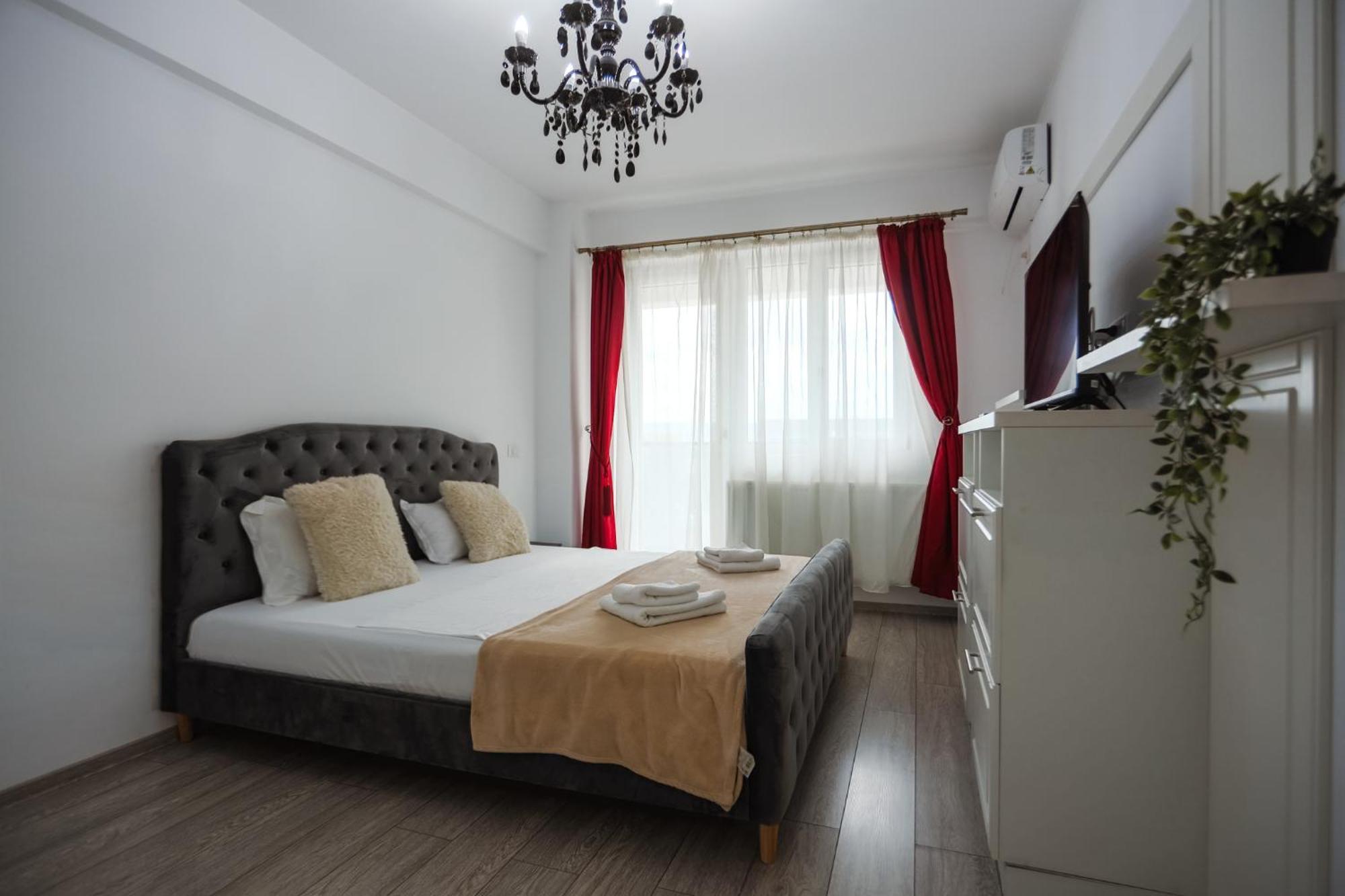 Q Apartament Near Palas Mall Jászvásár Kültér fotó